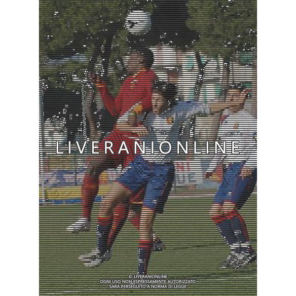 Roma - Genoa finale 59¡ Torneo \'Coppa Carnevale\' di Viareggio 19.02.2007 - Viareggio Nella Foto: Okaka Stefano(Roma)-Di Maio Alessandro(Genoa) Ph.Vitez/Ag. Aldo Liverani