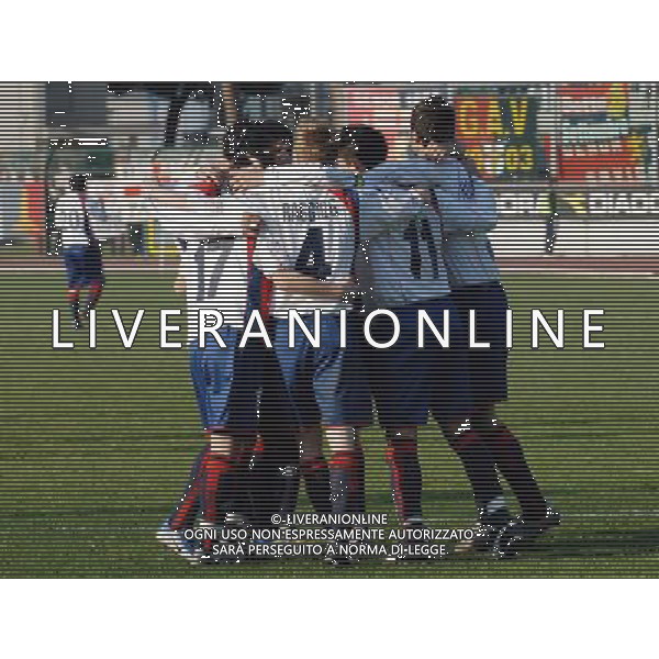 Roma - Genoa finale 59¡ Torneo \'Coppa Carnevale\' di Viareggio 19.02.2007 - Viareggio Nella Foto: Abbracci Esultanza Genoa Ph.Vitez/Ag. Aldo Liverani