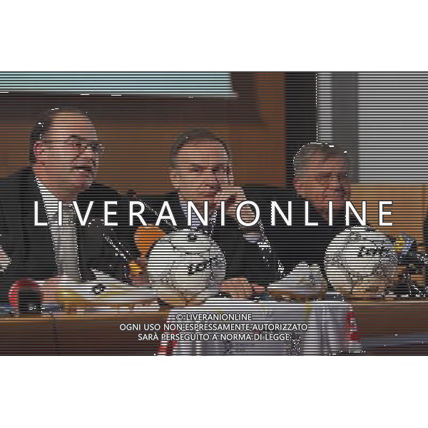 Roma, 20 02 2007 Conferenza stampa di presentazione della \'Clericus Cup\' prima edizione del campionato di calcio per preti e seminaristi provenienti da tutto il mondo promosso dal Csi. Nella foto: Edio Costantini (pres. CSI), Gianni Petrucci (pres. Coni)