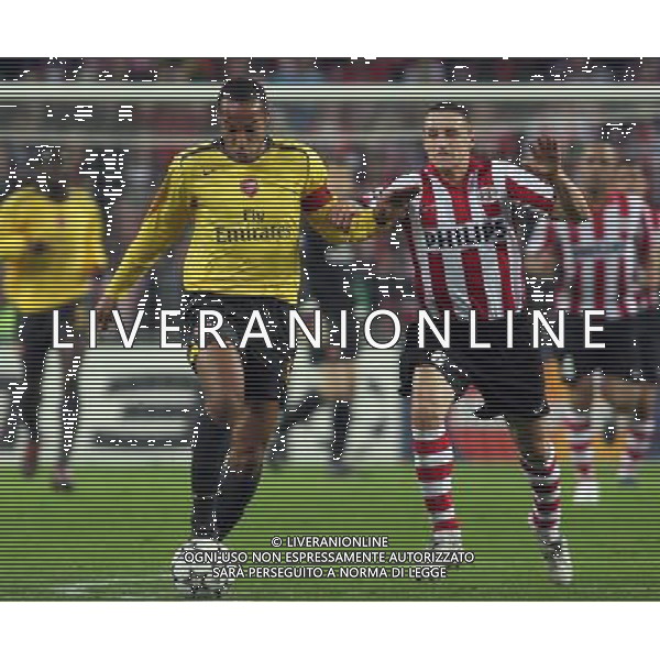 ARSENAL PSV EINDHOVEN CHAMPIONS LEAGUE 20/02/2007 NELLA FOTO HENRY-SIMONS FOTO POZZETTI-ALDO LIVERANI