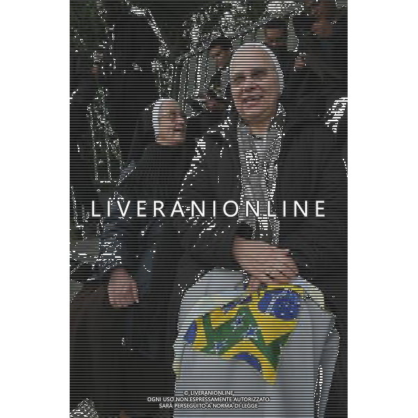 Roma, Oratorio S.Pietro 24 02 2007 Clericus Cup primo campionato di calcio per preti e seminaristi provenienti da tutto il mondo. Partita di inizio torneo il collegio \'Mater Ecclesiae\' (in maglia blu) e \'Gregoriana\' (in maglia bianca). nella foto fra gli