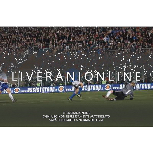 ITALIA-FINLANDIA 29-03-2003 NELLA FOTO 2 GOL VIERI FOTO MARCO LUZZANI-AGENZIA ALDO LIVERANI