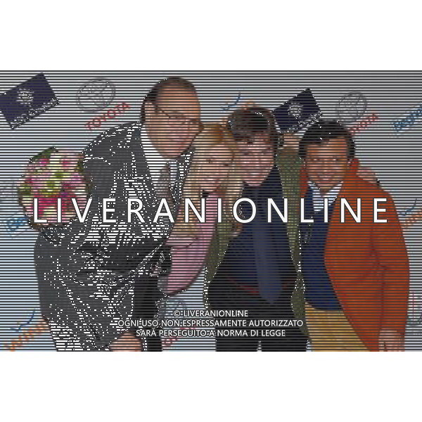 Conferenza stampa iniziale 57¡ festival della canzone Italiana di Sanremo 26/02/2007 nella foto Michelle Hunziker con Pippo Baudo il direttore Fabrizio Del Noce e Piero Chiambretti ph Baiamonte/ag. aldo liverani