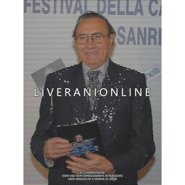57¡ FESTIVAL DELLA CANZONE ITALIANA SANREMO CONFERENZA STAMPA PRIMA SERATA 27/02/2007 NELLA FOTO PIPPO BAUDO PRESENTA IL PROGRAMMA PH Baiamonte/AG. ALDO LIVERANI