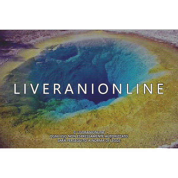 ARCHIVIO ALDO LIVERANI 2007 NELLA FOTO UN GEYSER IFC-AGENZIA ALDO LIVERANI