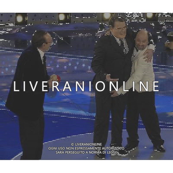 SAN REMO 27/2/2007 57° FESTIVAL DELLA CANZONE ITALIANA NELLA FOTO PIPPO BAUDO ED ANTONIO CORNACCHIONE CON IL SOSIA DI ROMANO PRODI FOTO AG ALDO LIVERANI