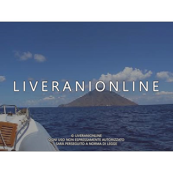 Lo Stromboli -Vulcano- Arcipelago delle isole Eolie estate 2006 ph Clausi/Ag. Aldo Liverani