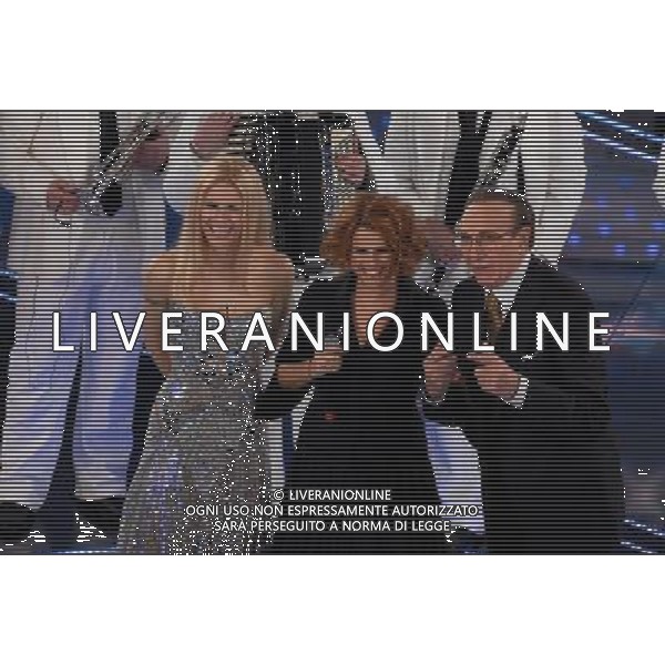 SAN REMO 28/2/207 seconda serata 57¡ FESTIVAL DELLA CANZONE ITALIANA NELLA FOTO TOSCA CON MICHELLE HUNZIKER E PIPPO BAUDO FOTO AG/Ag.ALDO LIVERANI