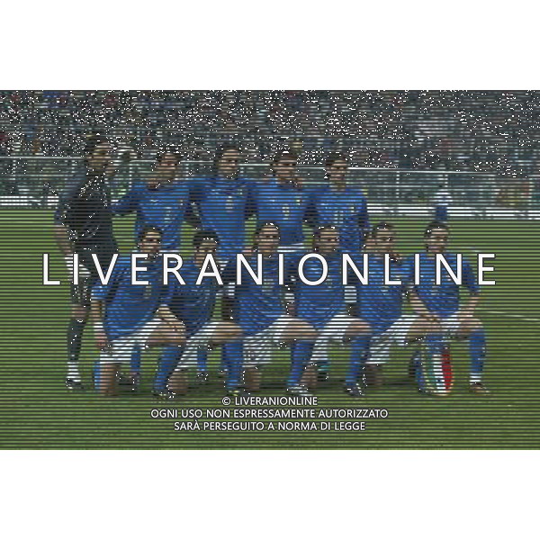 ITALIA-FINLANDIA 29-03-2003 NELLA FOTO BUFFON-PANUCCI-NESTA-VIERI-DELVECCHIO SOTTO PERROTTA-CAMORANESI-TOTTI-ZANETTI-CANNAVARO- ZAMBROTTA FOTO MARCO LUZZANI-AGENZIA ALDO LIVERANI