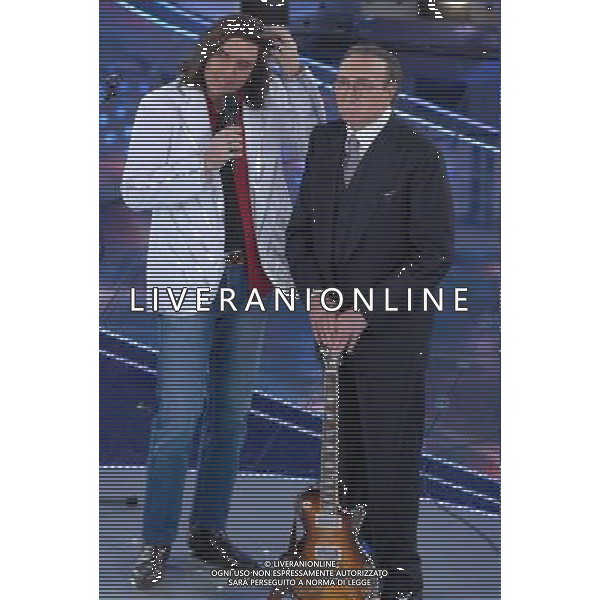 57 festival della canzone italiana Sanremo 02/03/2007 nella foto pippo baudo con neri marcore\' che imita Ligabue ph AG/Ag. Aldo Liverani