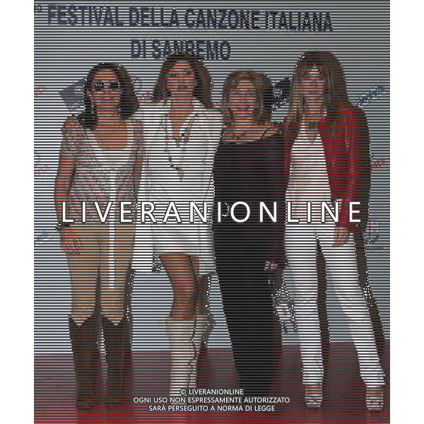 SAN REMO 3/3/2007 57° FESTIVAL DELLA CANZONE ITALIANA NELLA FOTO LE DONNE DELLA GIURIA DI QUALITA\': BARBARA PALOMBELLI, ALBA PARIETTI, LUNETTA SAVINO E SERENA AUTIERI FOTO ROMANO/AG ALDO LIVERANI