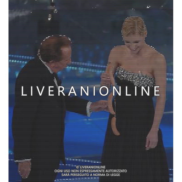 SAN REMO 3/3/2007 SERATA FINALE DEL 57° FESTIVAL DELLA CANZONE ITALIANA NELLA FOTO MIKE BOGIORNO E MICHELLE HUNZIKER FOTO AG ALDO LIVERANI