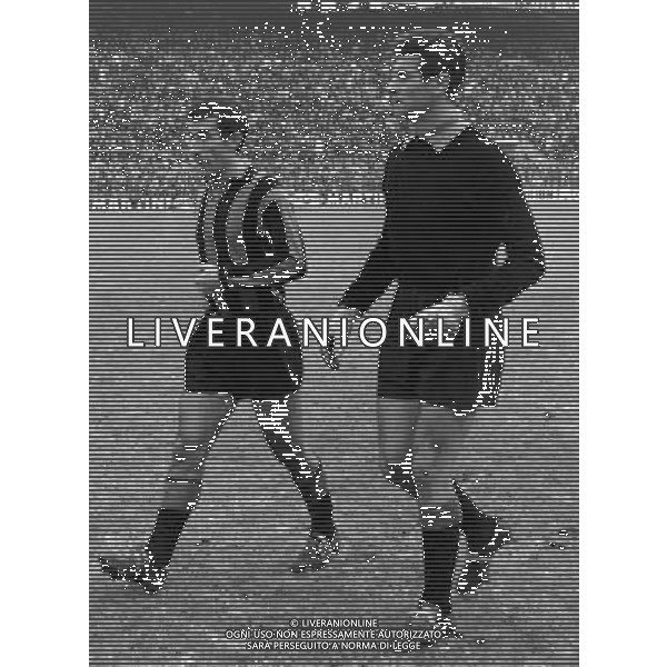 Lorenzo Buffon Calciatore (Portiere) anni \'60 con Picchi Armando ph archivio Giovanni Liverani/Ag. Aldo Liverani