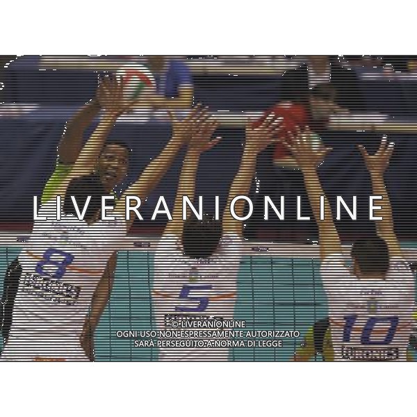 Milano 03/03/2007 TIM CUP A1Final Four 2007 M. Roma Volley - Maggiora Latina nella foto hernandez osvaldo, vissotto leandro neves, fortunato francesco e grbic vladimir ph marco luzzani/ag aldo liverani s.a.s.