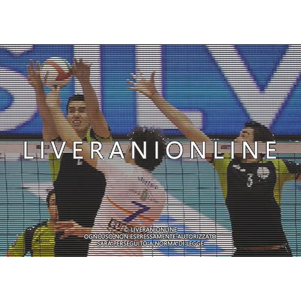 Milano 03/03/2007 TIM CUP A1Final Four 2007 M. Roma Volley - Maggiora Latina nella foto kooistra wytze, mattera giordano e savani cristian ph marco luzzani/ag aldo liverani s.a.s.