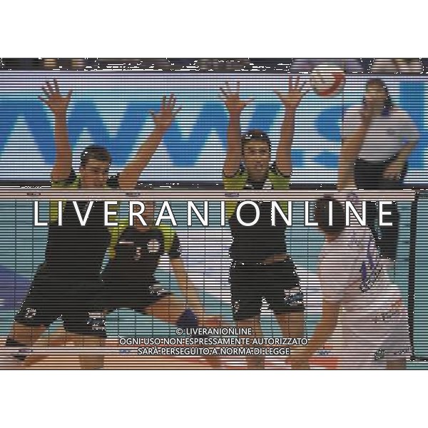 Milano 03/03/2007 TIM CUP A1Final Four 2007 M. Roma Volley - Maggiora Latina nella foto molteni marco,kooistra wytze, grbic vladimir e savani cristian ph marco luzzani/ag aldo liverani s.a.s.