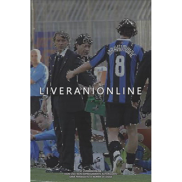ASCOLI-INTER SERIE A TIM 2007 NELLA FOTO Mancini saluta Ibraimovic che esce AG ALDO LIVERANI