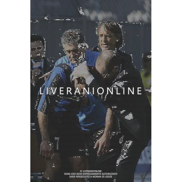 Ascoli-Inter Campionato Calcio serie A 18/03/2007 nella foto: luis figo infortunato viene medicato ph Rosa/Ag. Aldo Liverani