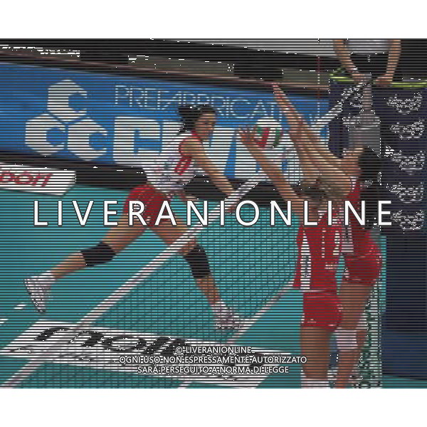 Foppa pedretti bergamo- Minetti Vicenza Volley Femminile 20/03/2007 nella foto la schiacciata della secolo ph Mariani/Ag. Aldo Liverani