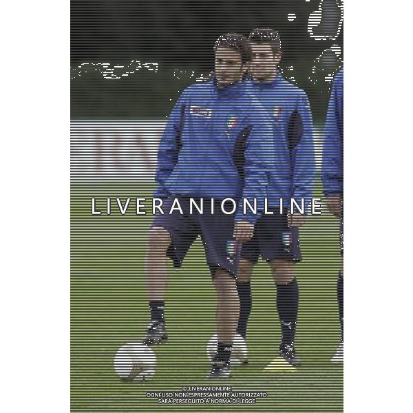 COVERCIANO 21/03/2007 NELLA FOTO Gilardino durante gli allenamenti a Coverciano oggi pomeriggio. AG ALDO LIVERANI