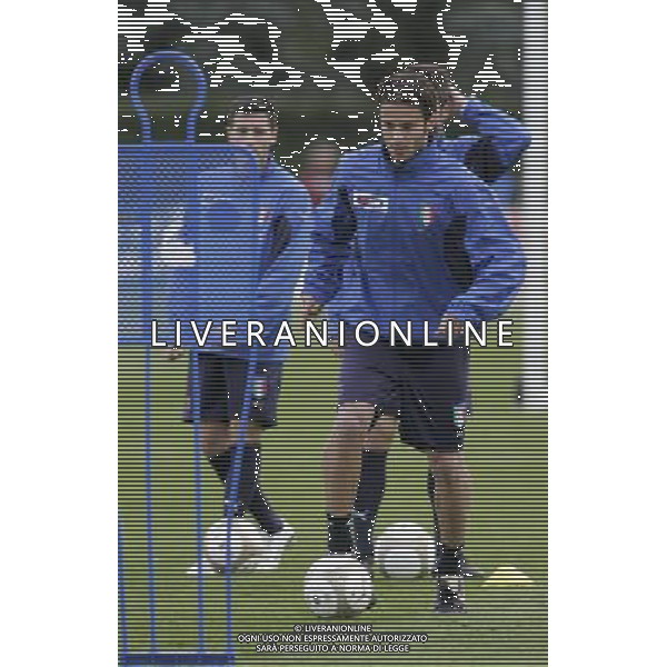 COVERCIANO 21/03/2007 NELLA FOTO Gilardino durante gli allenamenti a Coverciano oggi pomeriggio. AG ALDO LIVERANI