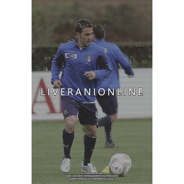 COVERCIANO 21/03/2007 NELLA FOTO Cannavaro durante gli allenamenti a Coverciano oggi pomeriggio. AG ALDO LIVERANI