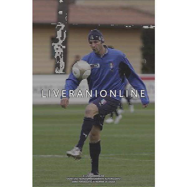 COVERCIANO 21/03/2007 NELLA FOTO Marco Materazzi durante gli allenamenti a Coverciano oggi pomeriggio. AG ALDO LIVERANI