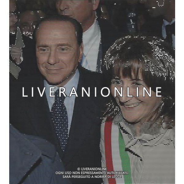 MILANO 26/03/2007 MANIFESTAZIONE PER PIU\' SICUREZZA A MILANO. NELLA FOTO : SILVIO BERLUSCONI DURANTE LA MANIFESTAZIONE. FOTO: PIER MARCO TACCA/ALDO LIVERANI