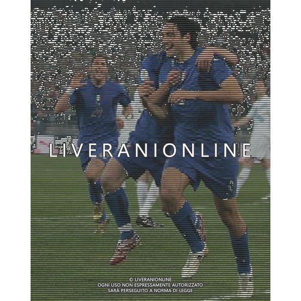 Italia - Scozia - Qualificazioni EURO 2008 Bari - 28 / 03 / 2007 - Stadio \'San Nicola\' - nella foto: esultanza dopo il Gol di Luca Toni ph Corradetti / ag. Aldo Liverani