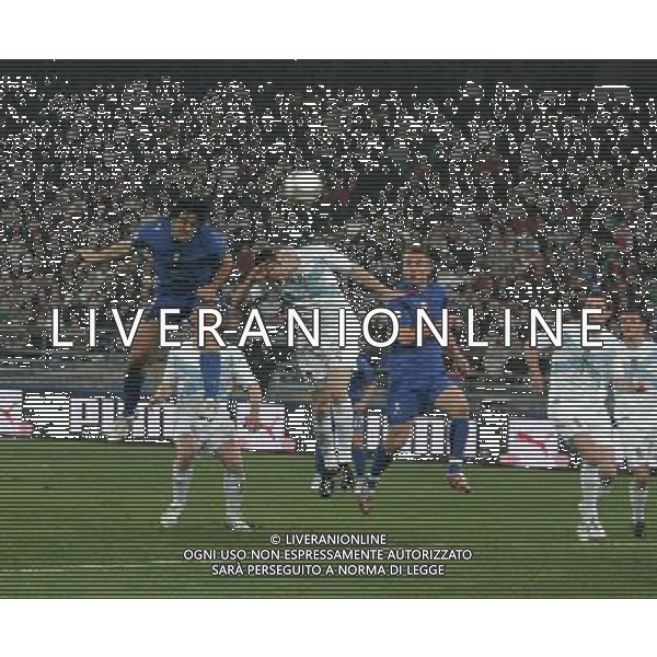 Italia - Scozia - Qualificazioni EURO 2008 Bari - 28 / 03 / 2007 - Stadio \'San Nicola\' - nella foto: il Gol di Luca Toni ph Corradetti / ag. Aldo Liverani