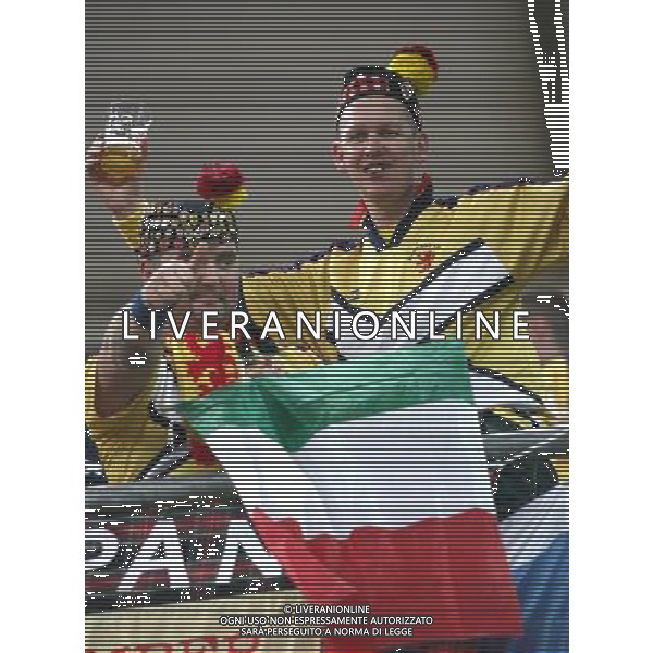 Bari - 28 / 03 / 2007 - Stadio \'San Nicola\' - Qualificazioni EURO 2008 - Italia Vs Scozia - nella foto: Tifosi sugli spalti ph Corradetti / ag. Aldo Liverani