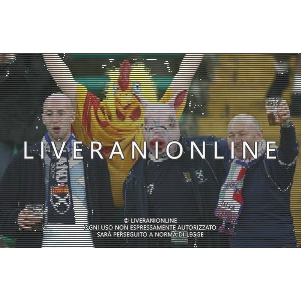 Bari - 28 / 03 / 2007 - Stadio \'San Nicola\' - Qualificazioni EURO 2008 - Italia Vs Scozia - nella foto: tifosi sugli spalti ph Corradetti / ag. Aldo Liverani