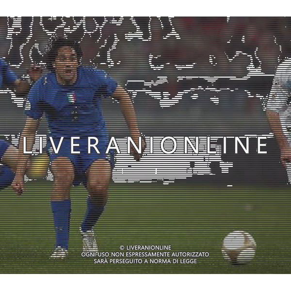 Bari - 28 / 03 / 2007 - Stadio \'San Nicola\' - Qualificazioni EURO 2008 - Italia Vs Scozia (2-0) - nella foto: Luca TONI ph Corradetti / ag. Aldo Liverani