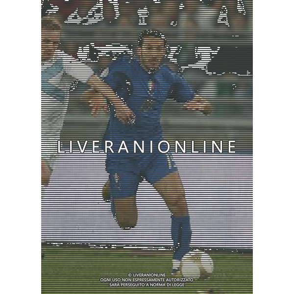 Bari - 28 / 03 / 2007 - Stadio \'San Nicola\' - Qualificazioni EURO 2008 - Italia Vs Scozia (2-0) - nella foto: Gianluca ZAMBROTTA ph Corradetti / ag. Aldo Liverani