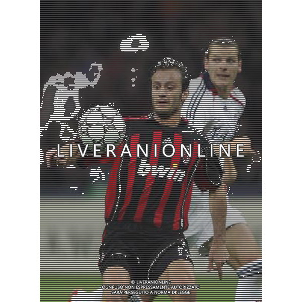 Milano 03/04/2007 champions league 2006/07 milan-bayern monaco 2:2 nella foto gilardino e van buyten ph marco luzzani/ag aldo liverani s.a.s.