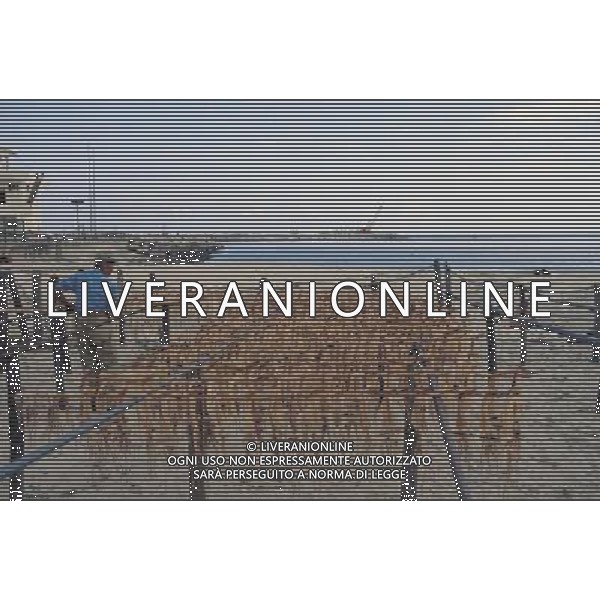 ARCHIVIO ALDO LIVERANI NELLA FOTO ESSICAZIONE DEL PESCE AG ALDO LIVERANI