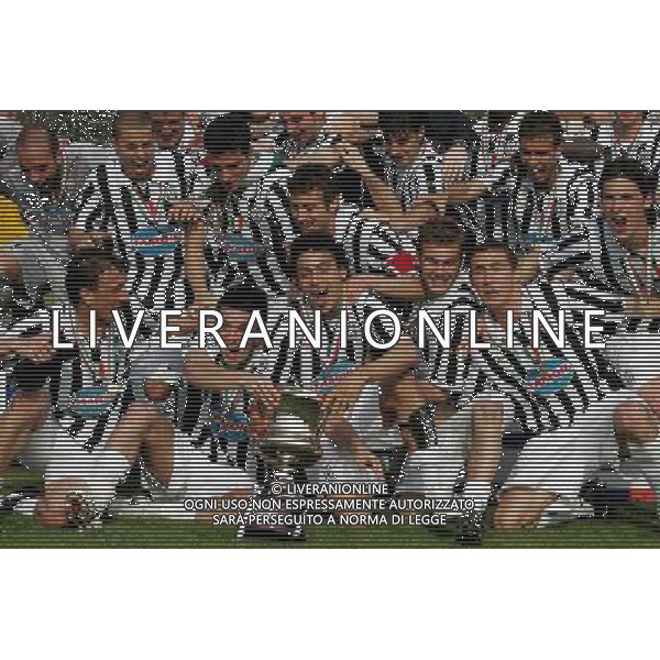 Inter - Juventus finale Coppa Italia Primavera 04/04/2007 nella foto festeggiamenti dei giocatori della juventus vincitori della Coppa ph Andry/Ag. Aldo Liverani