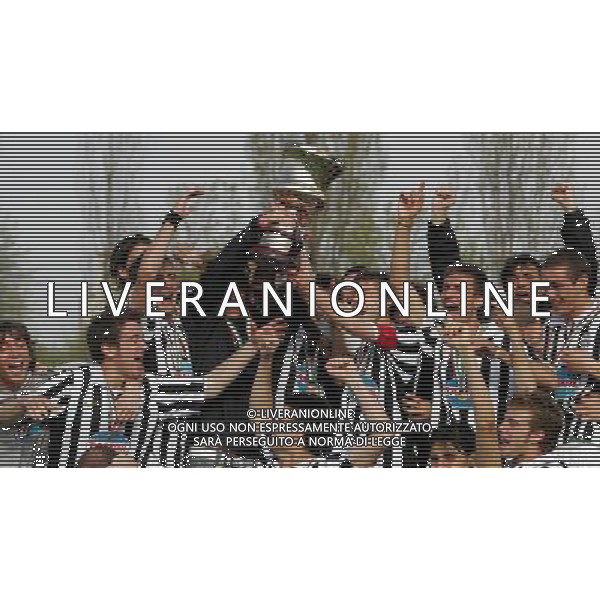 Inter - Juventus finale Coppa Italia Primavera 04/04/2007 nella foto festeggiamenti e premiazione della juventus vincitore della Coppa ph Andry/Ag. Aldo Liverani