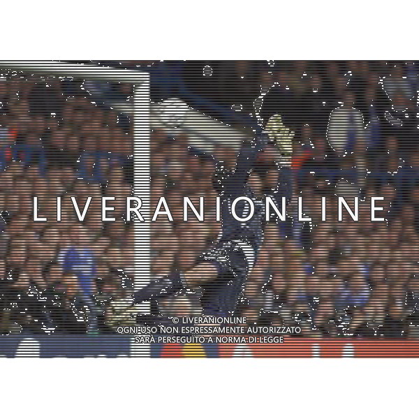 Chelsea - Valencia, Champions League Quarter Final First Leg, Stamford Bridge, London , Date 040407 nella foto Petr Cech battuto sul tiro gol di David Silva del 0-1 Ph by Ian Kington IPS /Ag. Aldo Liverani