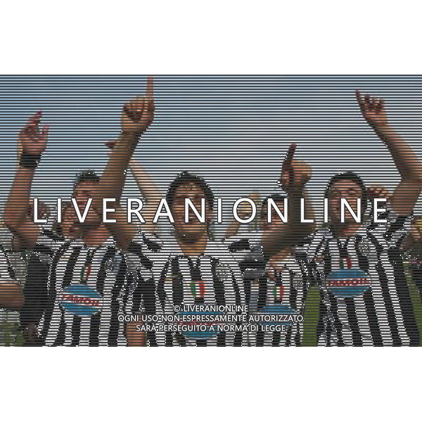 Millano 4 aprile 2007 Inter - Juventus Primavera Tim Cup Finale gara di ritorno nella foto: festa vittoria Juventus foto Andry / Ag. Aldo Liverani