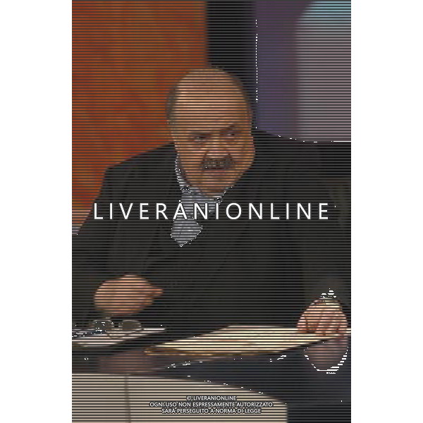 ROMA 04/04/07 TRASMISSIONE TELEVISIVA \'BUON POMERIGGIO\' NELLA FOTO MAURIZIO COSTANZO FOTO CAMILLA MORANDI-ag aldo liverani