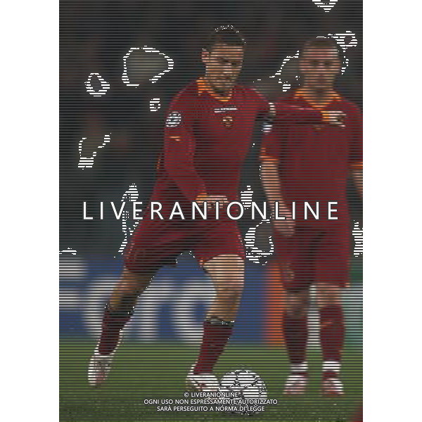 Roma - Stadio Olimpico - 04 / 04 / 2007 - UEFA Champions League 2006-2007 - Andata Quarti di Finale - Roma Vs Manchester United (2-1) - nella foto: Francesco TOTTI ph Corradetti / Ag. Aldo Liverani
