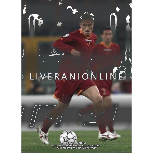 Roma - Stadio Olimpico - 04 / 04 / 2007 - UEFA Champions League 2006-2007 - Andata Quarti di Finale - Roma Vs Manchester United (2-1) - nella foto: Francesco TOTTI ph Corradetti / Ag. Aldo Liverani