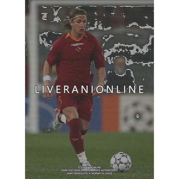 Roma - Stadio Olimpico - 04 / 04 / 2007 - UEFA Champions League 2006-2007 - Andata Quarti di Finale - Roma Vs Manchester United (2-1) - nella foto: Philippe MEXES ph Corradetti / Ag. Aldo Liverani