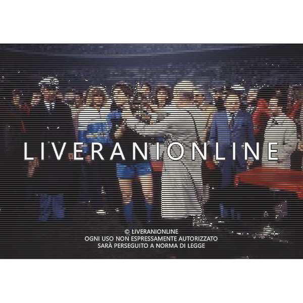 Inter - Milan Mundialito 1981 nella foto la premiazione di gabriele oriali ph archivio aldo liverani