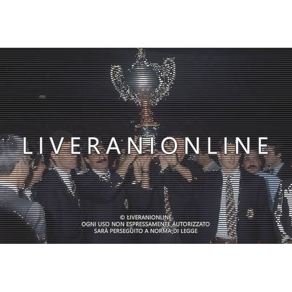 Premiazione Mundialito 1987 nella foto i giocatori del Milan Tassotti, Nuciari, Manzo, Massaro ph archivio aldo liverani