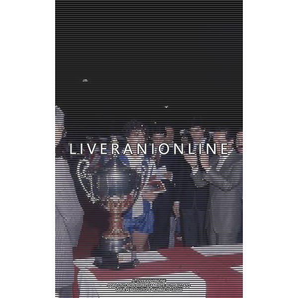 Premiazione Mundialito 1987 nella foto Joa Pinto giocatore del Porto ph archivio aldo liverani