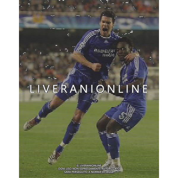 Valencia - Chelsea Champions League Quarter Finals second leg in Valencia 10/04/2007 nella foto abbracci esultanza di Michael Ballack and Michael Essien pic Marcello Pozzetti©IPS Photo Agency/Ag. Aldo Liverani