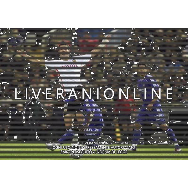 Valencia - Chelsea Champions League Quarter Finals second leg in Valencia 10/04/2007 nella foto Raoul Albiol and Michael Essien pic Marcello Pozzetti©IPS Photo Agency/Ag. Aldo Liverani