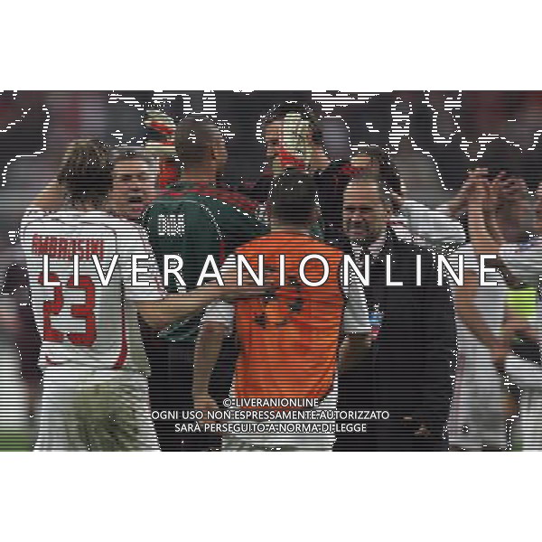 Bayern Monaco - Milan Champions League 11/04/2007 nella foto esultanza di carlo ancelotti a fine gara per la qualificazione ph luzzani/ag. aldo liverani